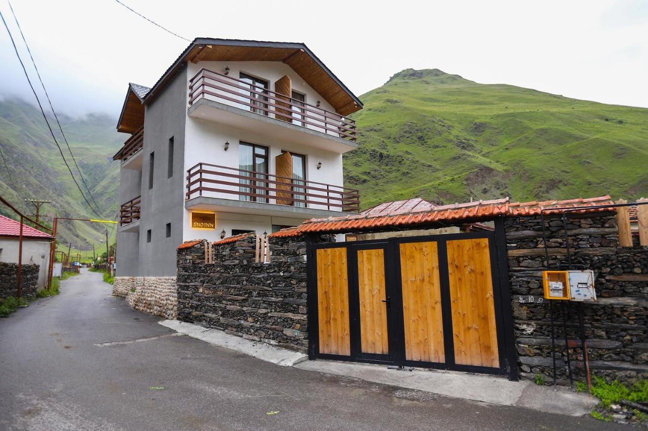 Sno Inn Kazbegi Bagian luar foto