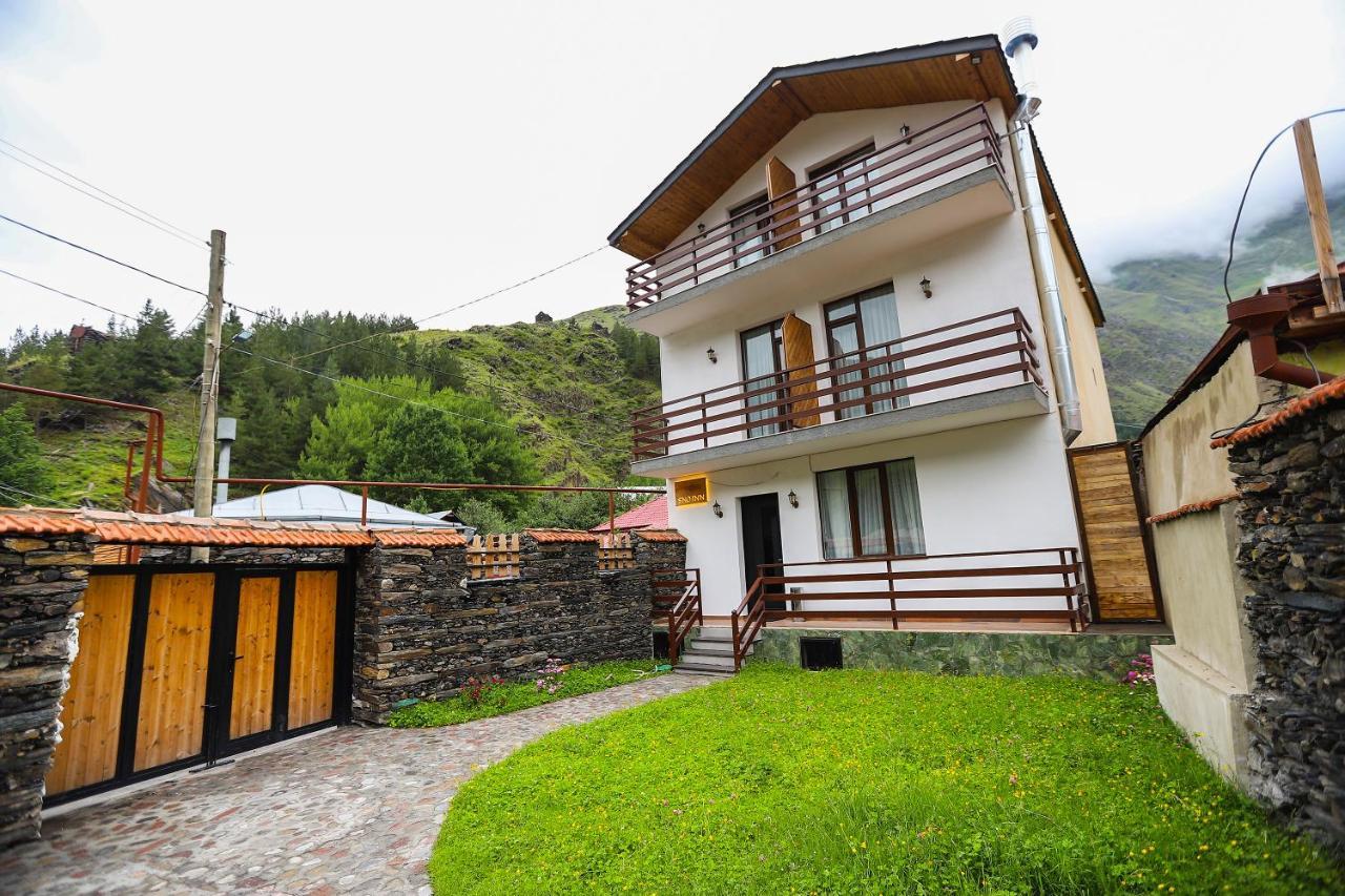 Sno Inn Kazbegi Bagian luar foto