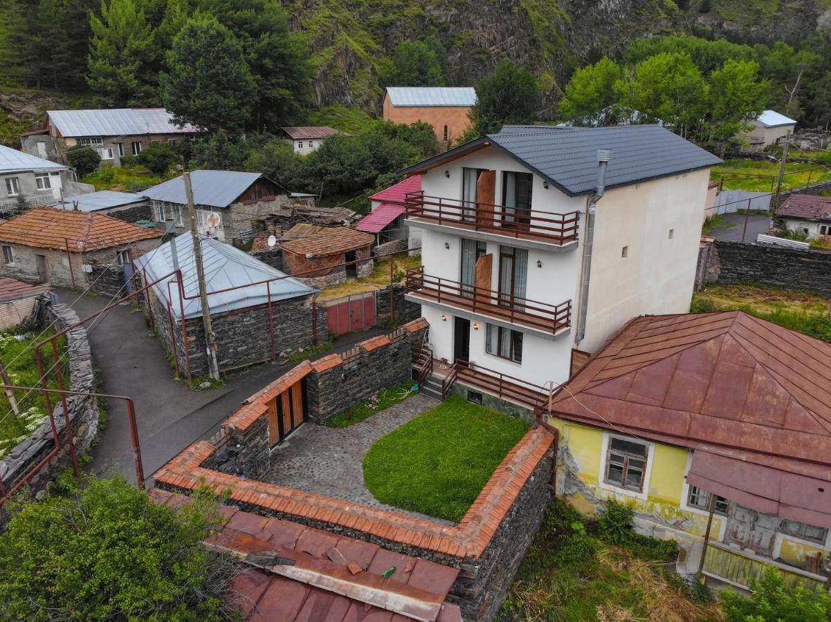 Sno Inn Kazbegi Bagian luar foto