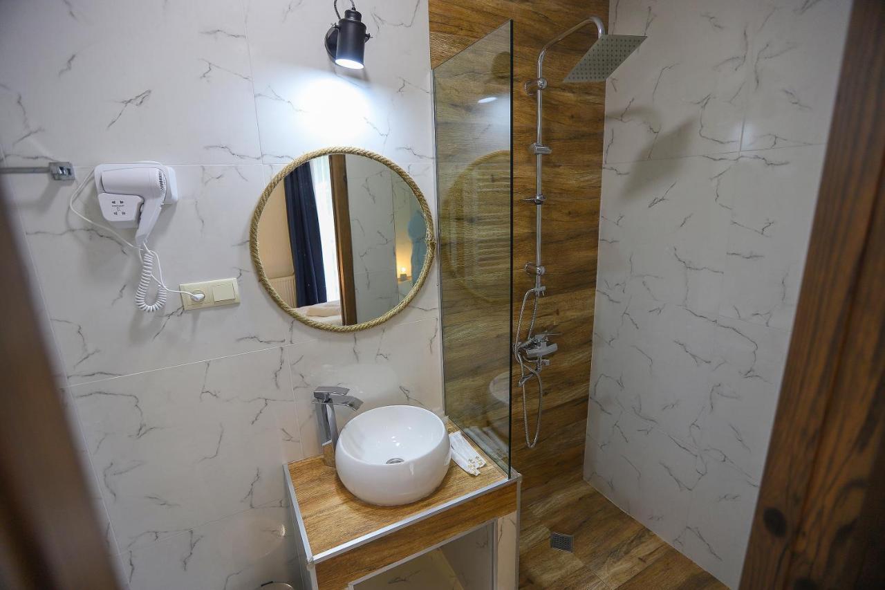 Sno Inn Kazbegi Bagian luar foto